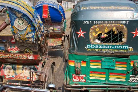 A Look At The Colourful Rickshaw Art In Bangladesh | Street Art