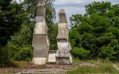 Monument to the Uprising at Debarca