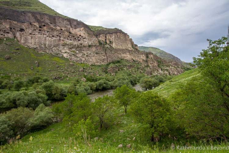 Where to break the journey between Gyumri, Armenia & Borjomi, Georgia