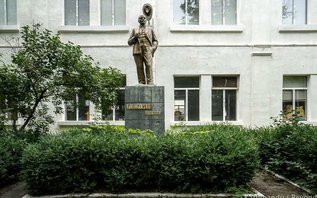 Monument to Vladimir Lenin