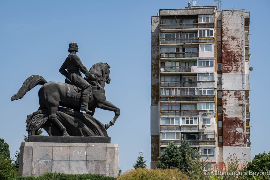 Monument Dobrotitsa Dobrich Bulgaria-8.1