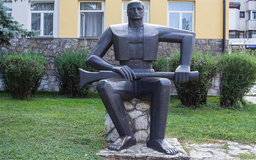 Monument to the Foča Youth Company